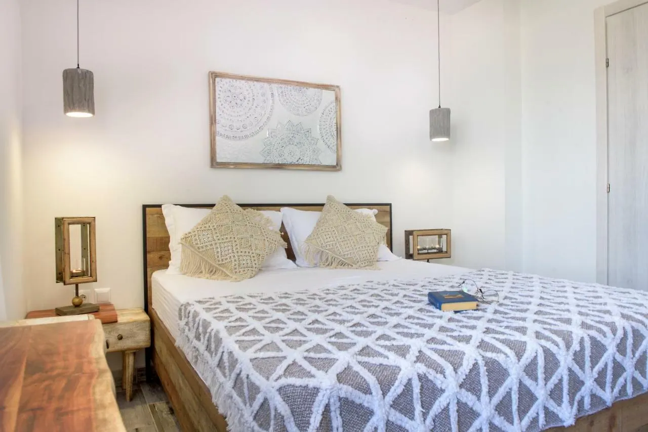 Meltemi Luxury Apartments Νέα Ρόδα 0*,